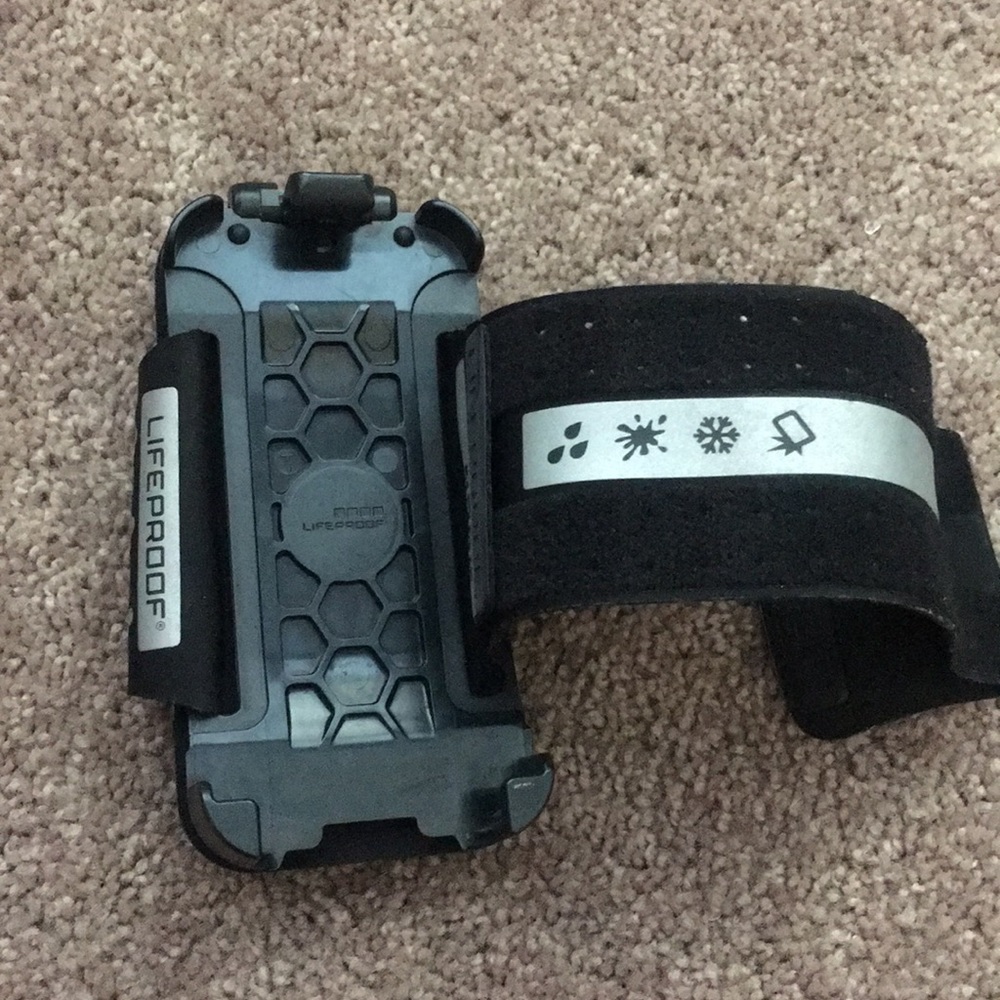 Life proof arm band